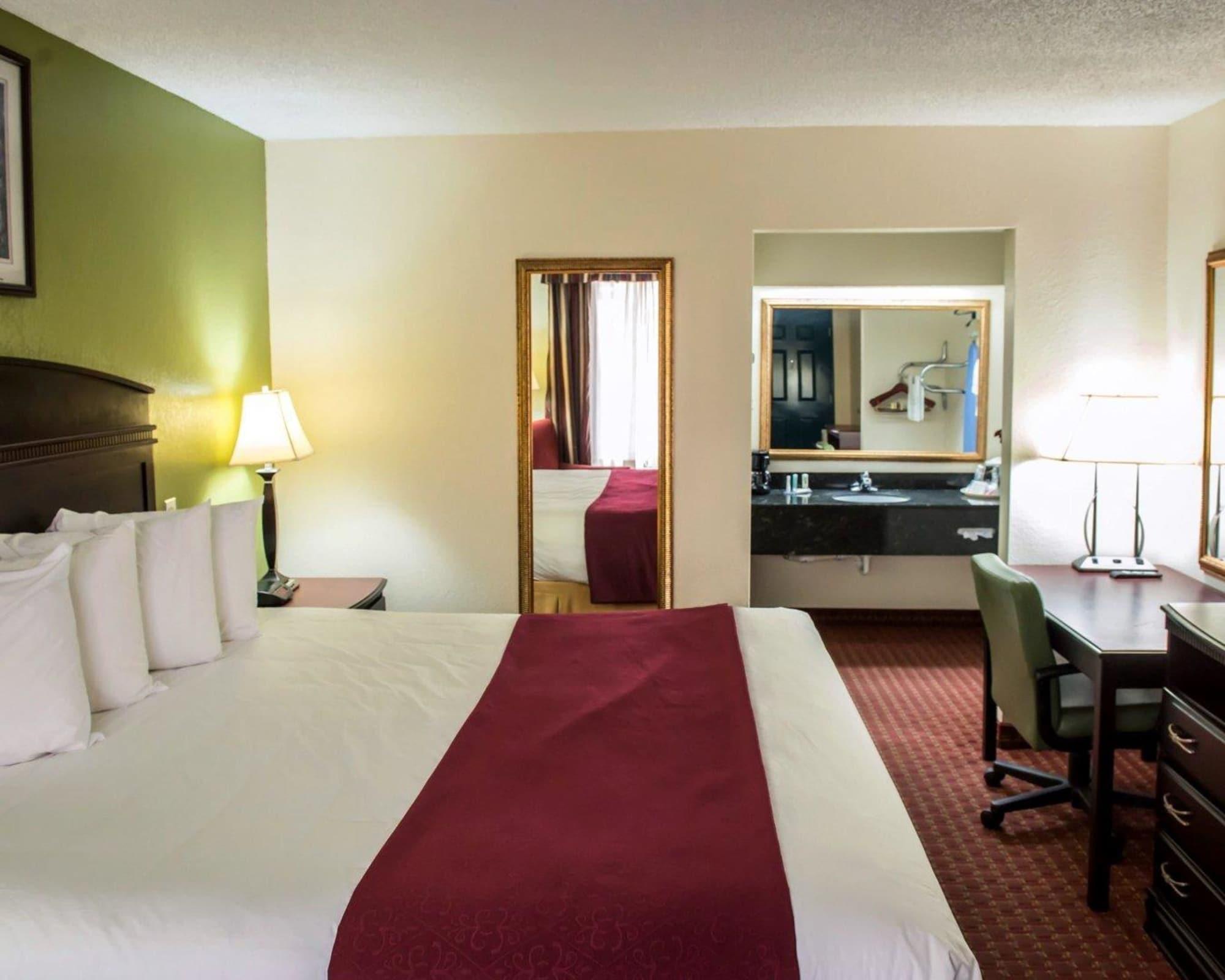 Quality Inn Chipley I-10 At Exit 120 Exteriör bild