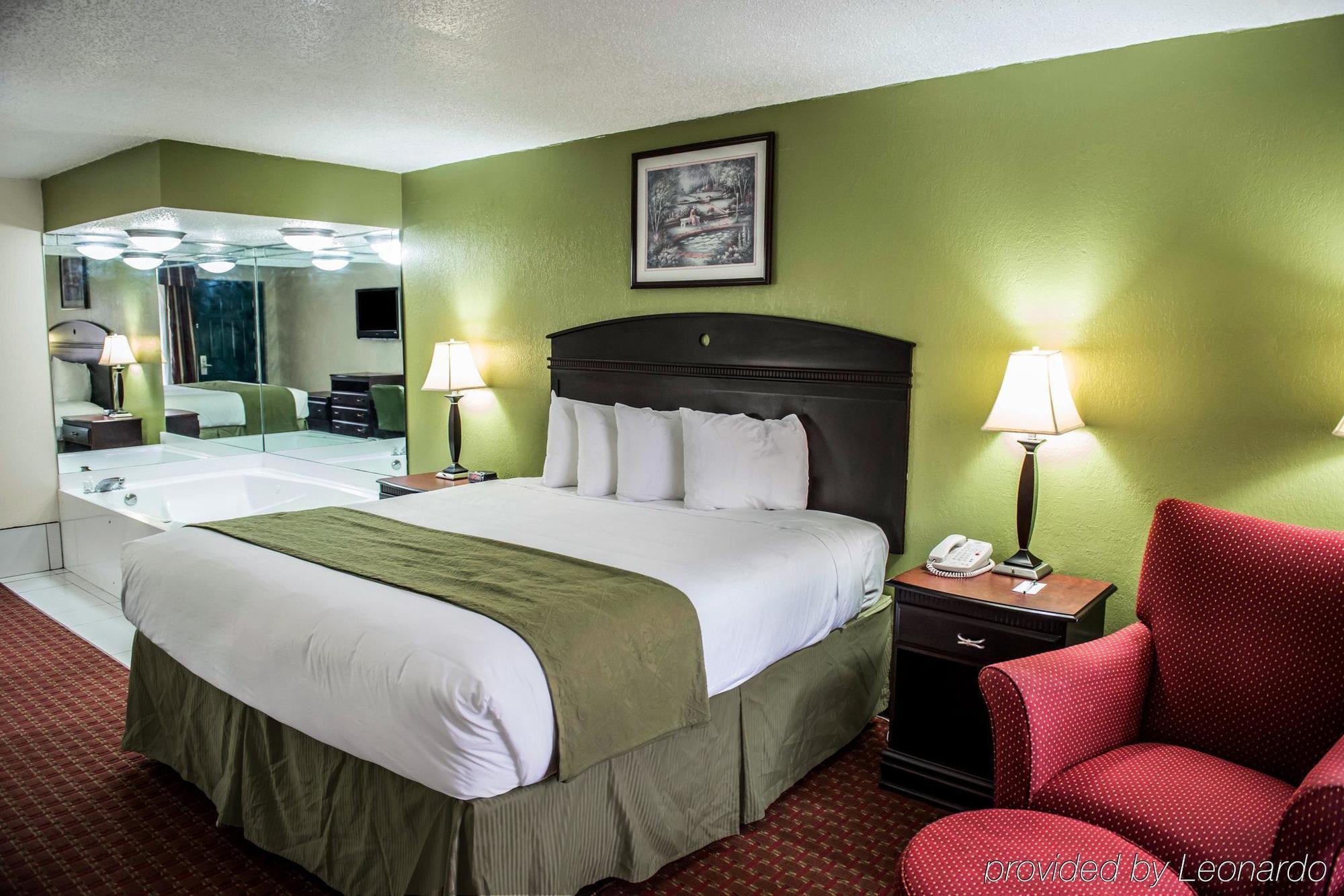 Quality Inn Chipley I-10 At Exit 120 Exteriör bild