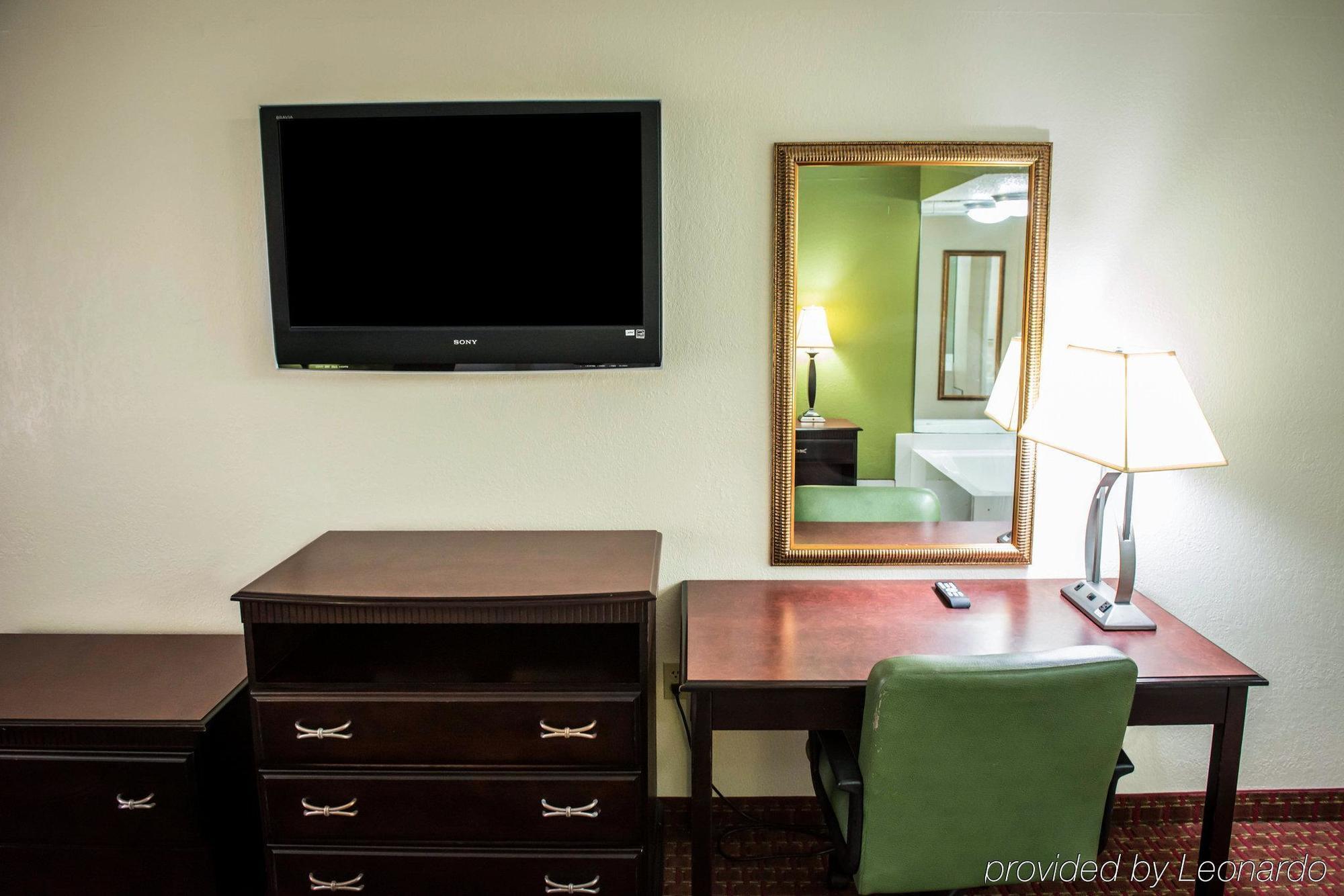 Quality Inn Chipley I-10 At Exit 120 Exteriör bild