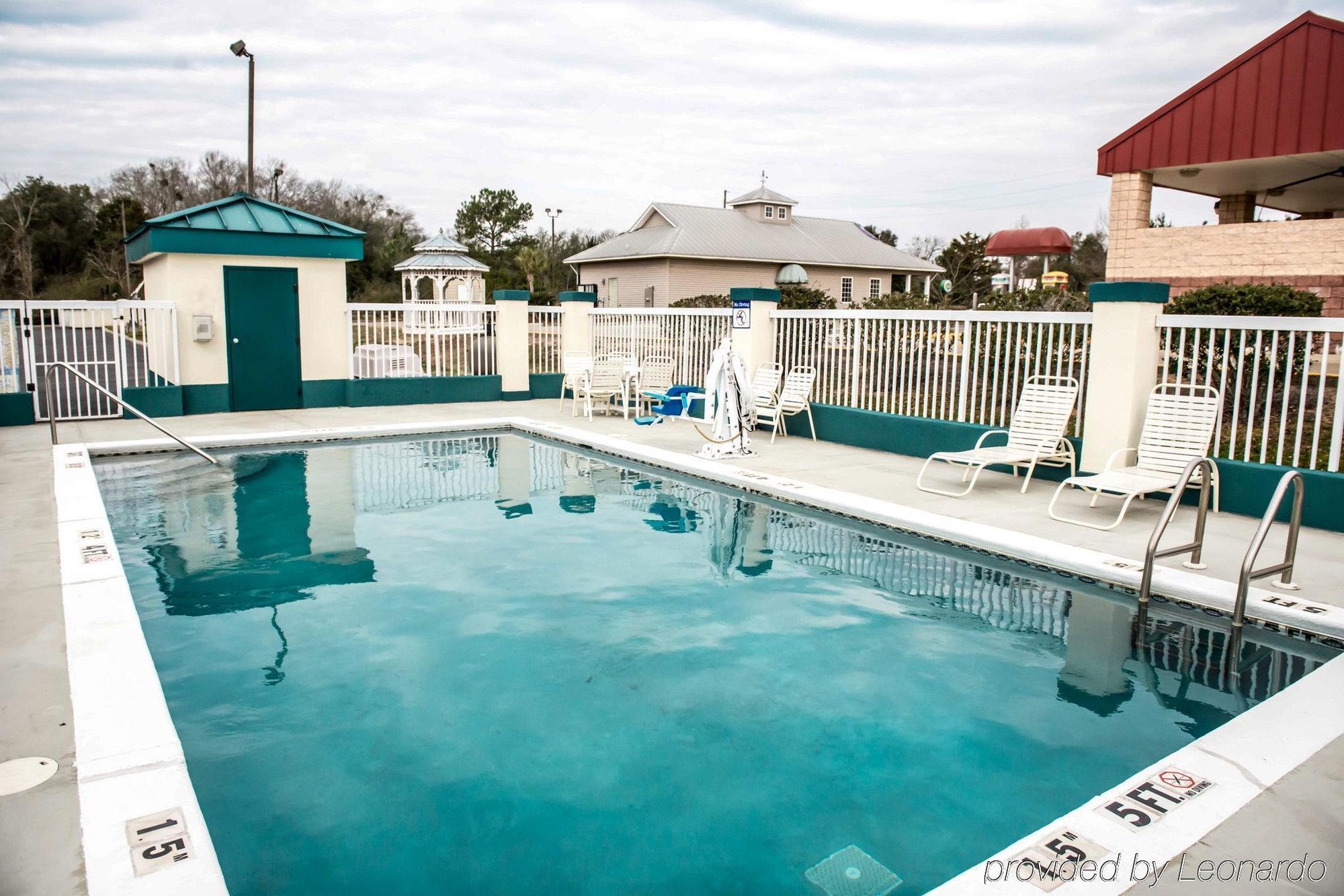 Quality Inn Chipley I-10 At Exit 120 Exteriör bild