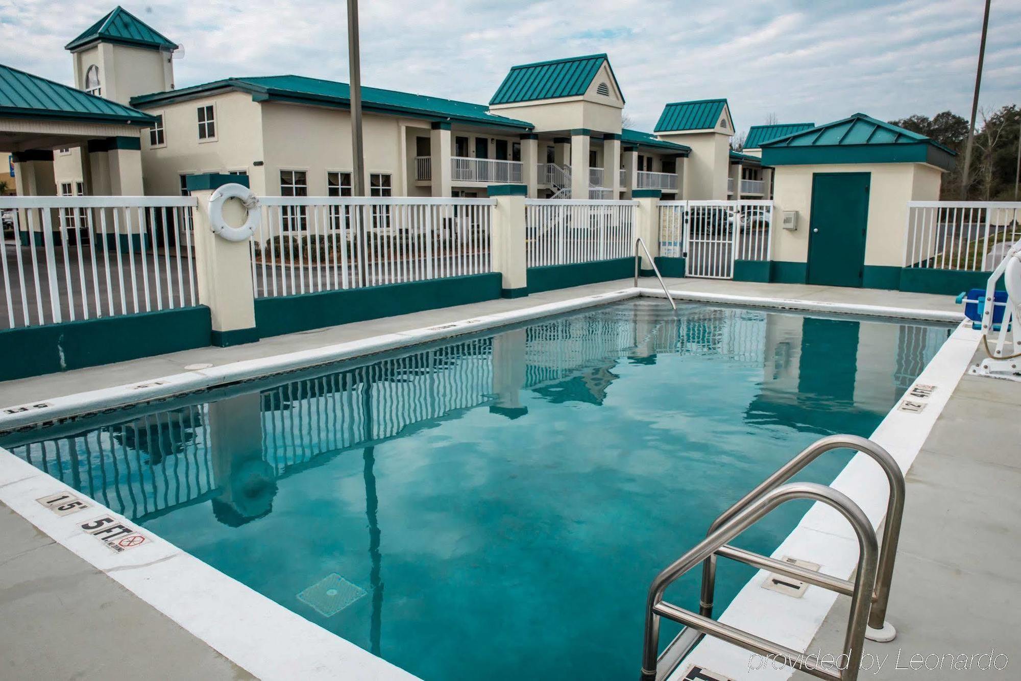 Quality Inn Chipley I-10 At Exit 120 Exteriör bild