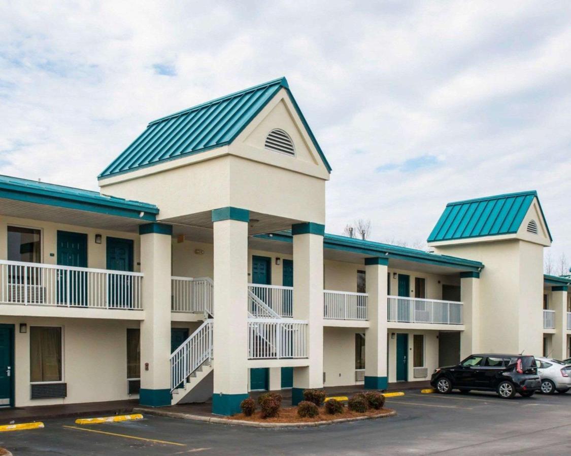 Quality Inn Chipley I-10 At Exit 120 Exteriör bild