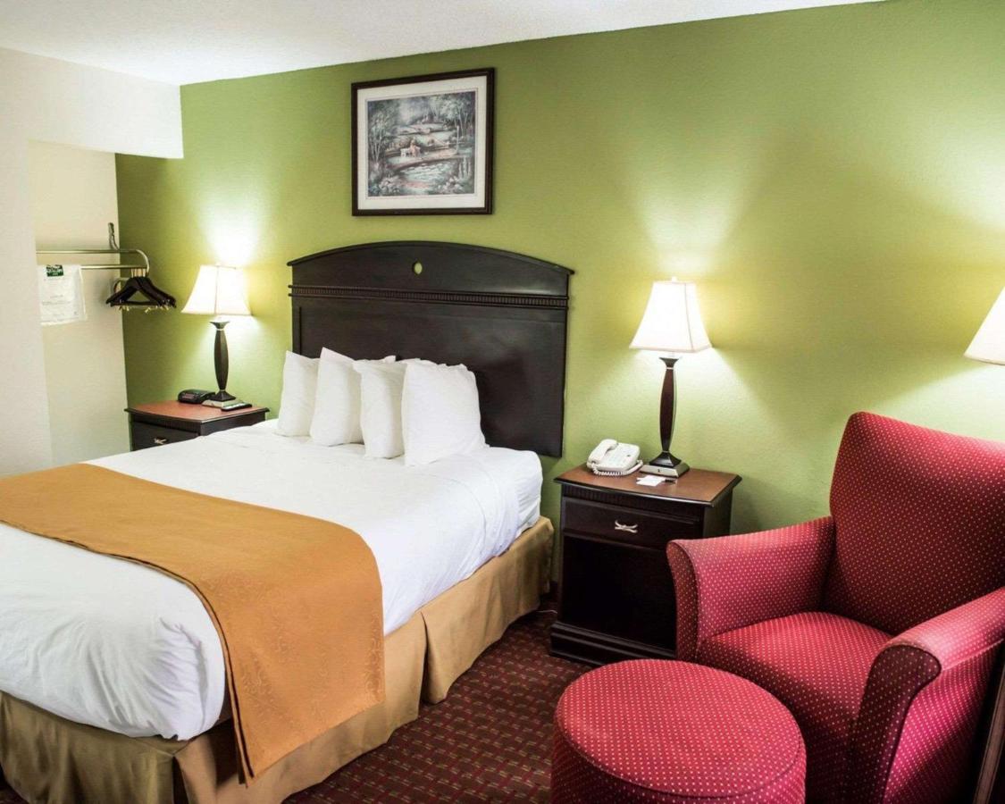 Quality Inn Chipley I-10 At Exit 120 Exteriör bild